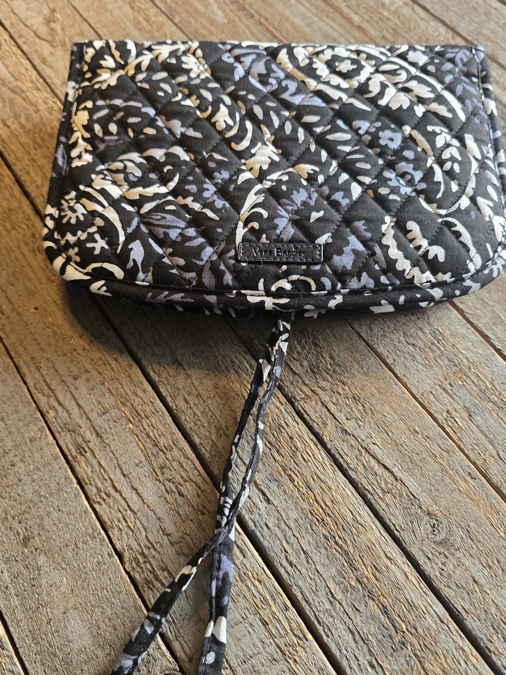 Vera Bradley Black and White Quilted Floral Hanging Make Up Bag